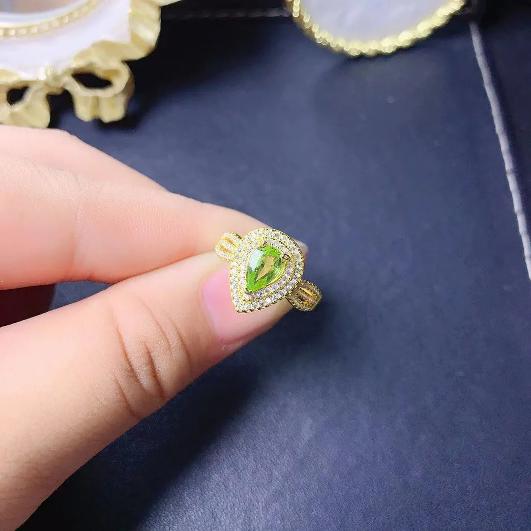 

Женское кольцо из серебра 925 пробы, 6 х8 мм