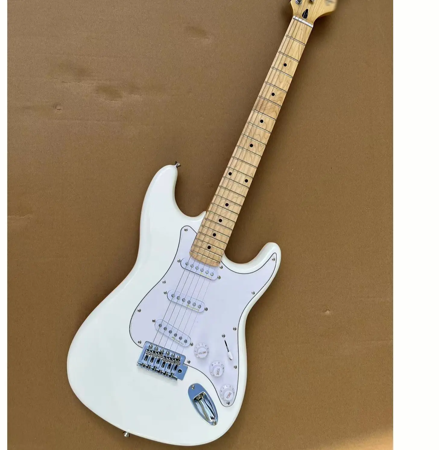 

Высококачественная классическая электрическая гитара stratorcast с глянцевым покрытием из клена, три монофонических комбинации, переключение тембра с пятью шагами