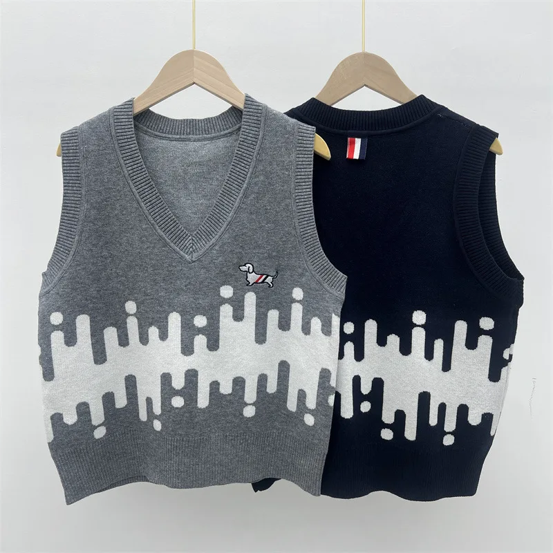 Весенне-осенний новый жилет с капюшоном в студенческом стиле v-образным вырезом и