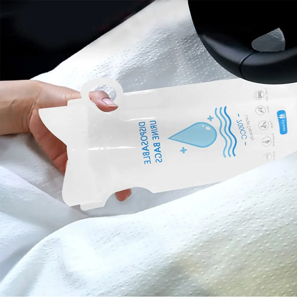 

700ml Emergency Portable Car Urine Pee Bag Vomit Bags Mini Mobile Toilets Convenient Using Outdoors Disposable Urinal Toilet Bag