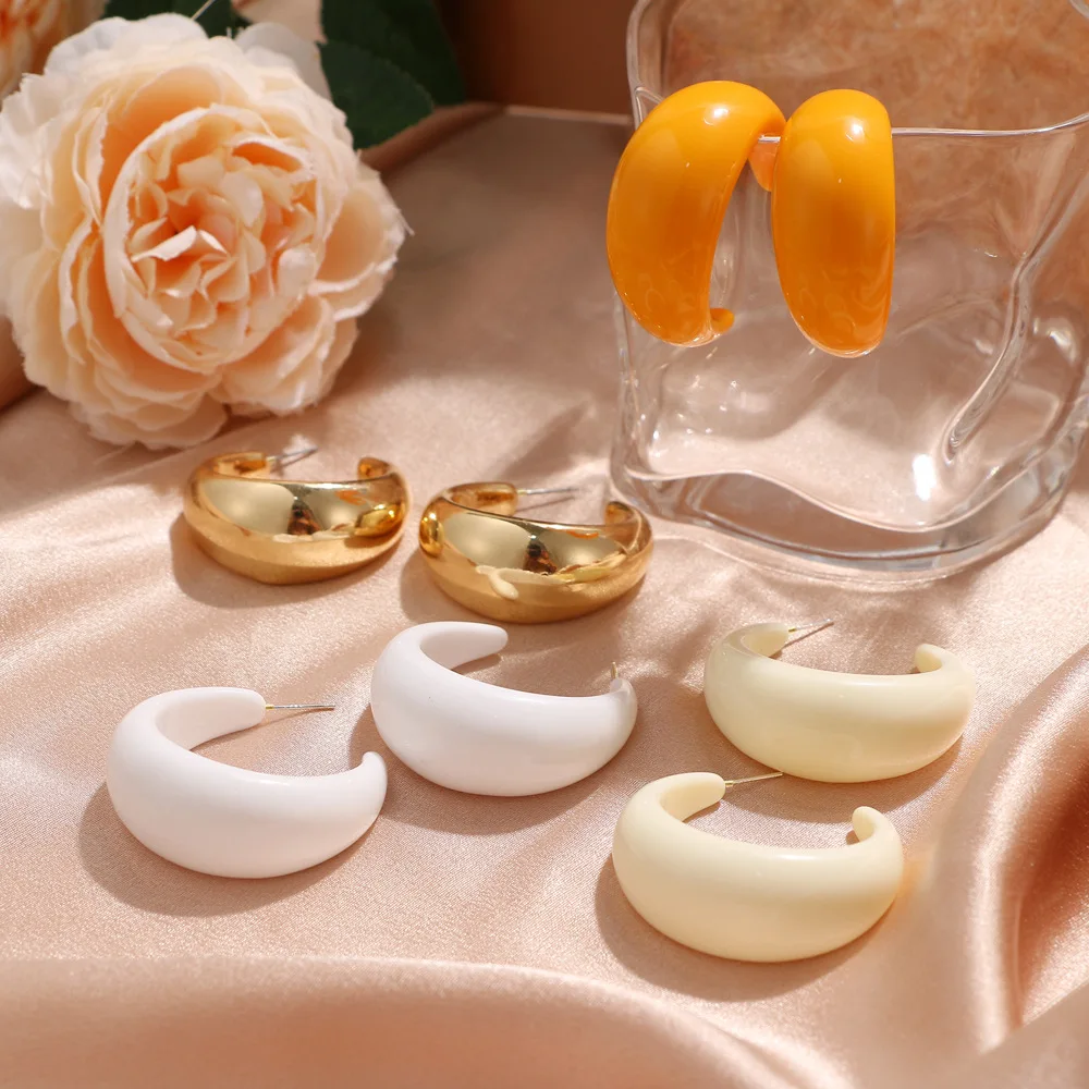 

Gold C Shaped Acrylic Resin Studs Earrings Female Summer Temperament Simple Trendy Ear Jewelry Orecchini
