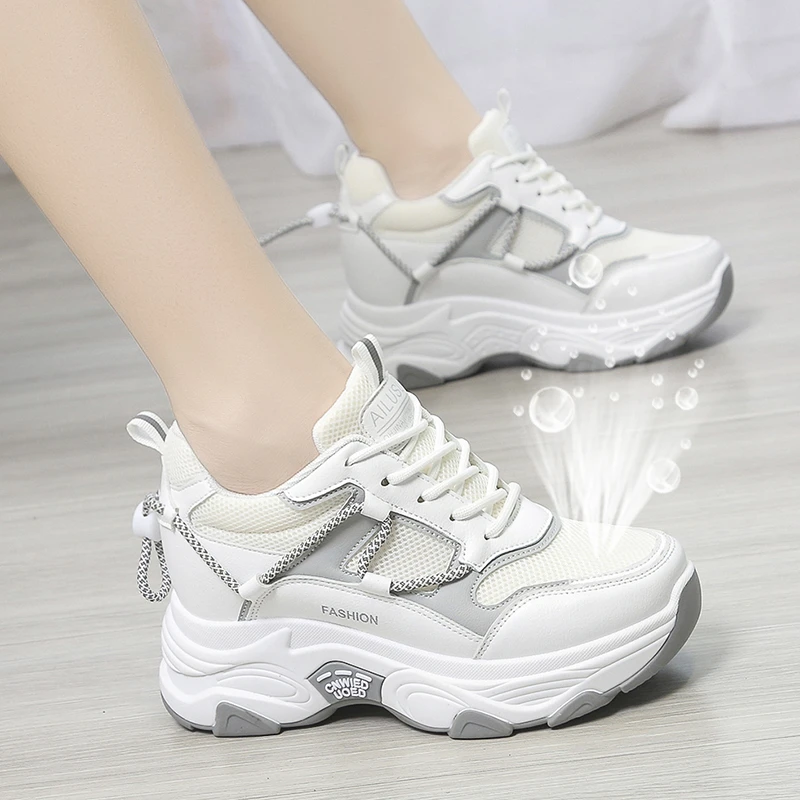 

Women Casual Sports Shoes Breathable Mesh Height-increasing Shoes Outdoor Walking Female Autumn New Sneakers Zapatos De Mujer