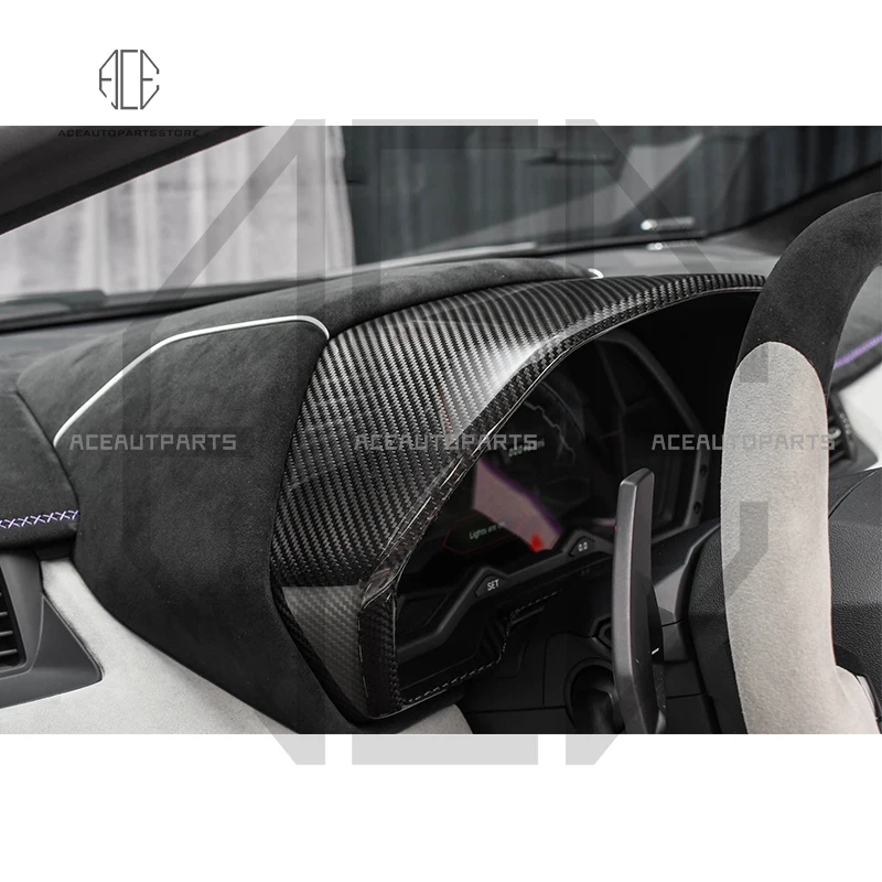 Комплект внутренней отделки для панели управления салона автомобиля Lamborghini