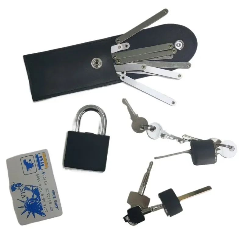 Набор отмычек для сломанного ключа