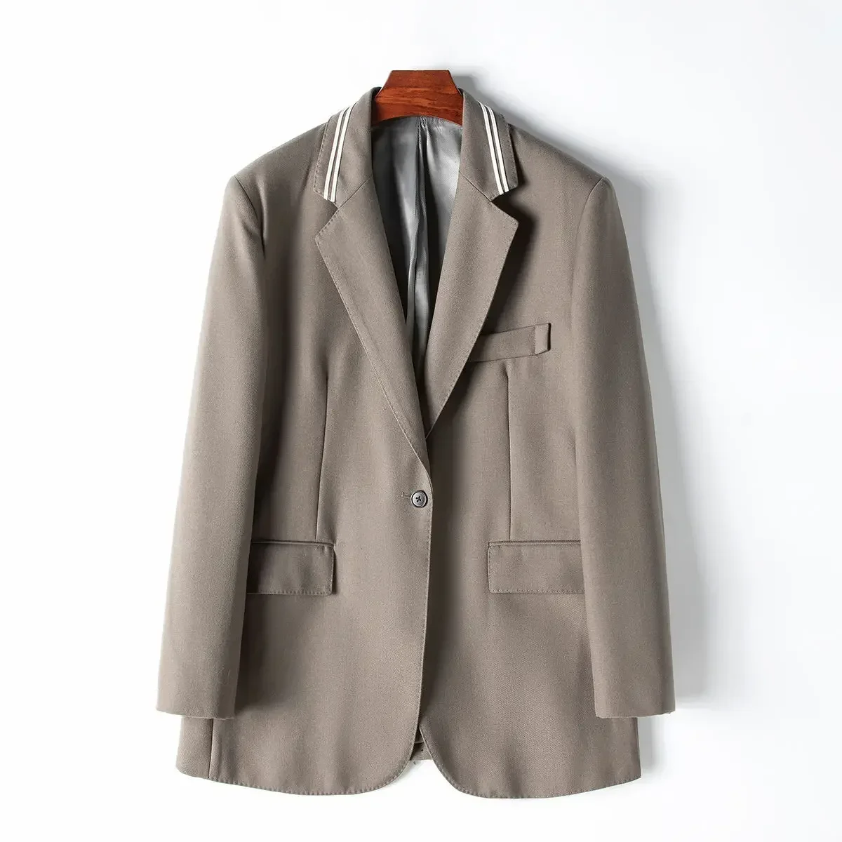 1-660 весна и осень Деловые мужские костюмы |