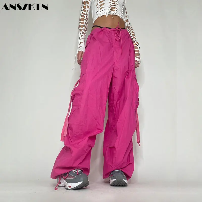 

Custom Logo Women Clothes Drawstring Loose Multi Pocket Sweatpants Cargo Stack Trouser Baggy Parachute Pants Women Streetwear