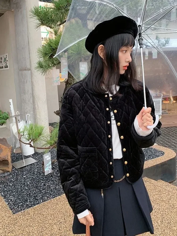 Женский бархатный топ с длинным рукавом и круглым вырезом