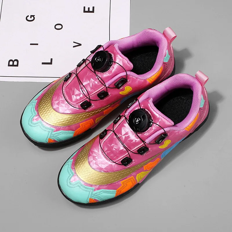 Fashion Pink High Quality Football Shoes Sneakers for Kids Boys Button Non-slip Children Soccer Boots Turf Cleats Trainers Men