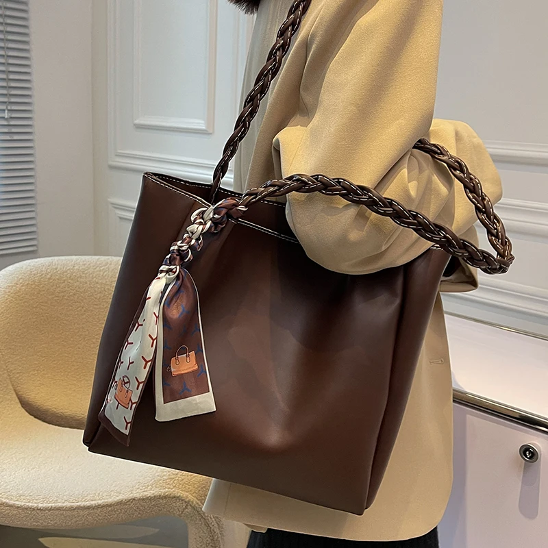 

Big bag women's large-capacity bag 2023 new high-end niche shoulder bag college students commuting tote bag