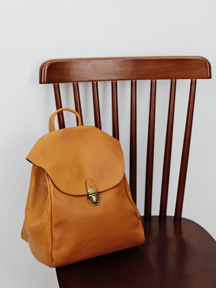 

British Vintage Leather Double Shoulder Bag Women's Luxury Women's Brand Baotou Leather Simple Fashion Large Capacity Backpack