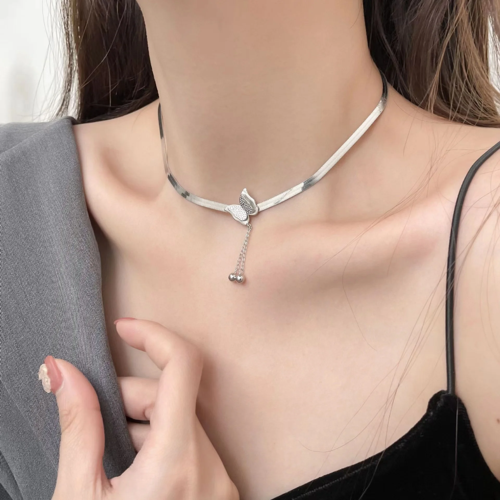

Silver 925 Necklace for women Snake bone necklace Jewelry for women Stylish sense of luxury Light luxury free shipping items