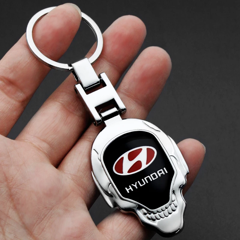 

1pcs 2022 NEW Metal Car Logo Keychain Car Key ring For Hyundai Elantra I30 Tucson Accent I10 I20 IX35 Getz GDI Kona Accessories