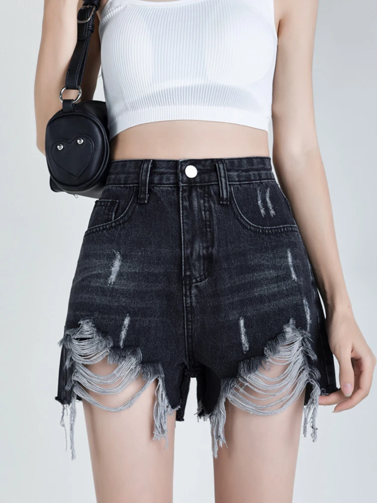 New Streetwear Women Frayed Raw Hem Hole Loose Denim Shorts Spring Summer Female Button Wide Leg Jeans Shorts Bottoms