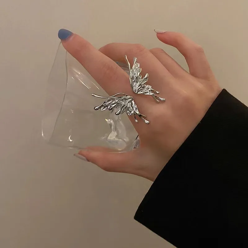 

Punk Irregular Butterfly Rings For Women Liquid Metal Butterfly Earring Aesthetic Egirl Gothic Insect Open Rings Jewelry