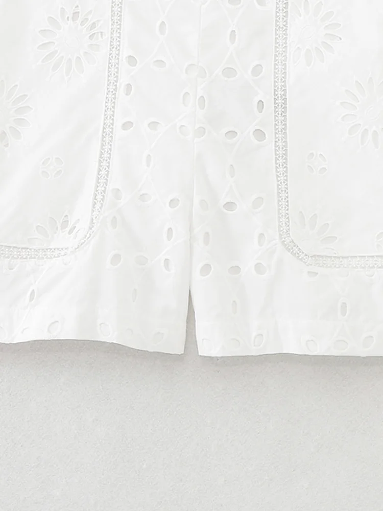 PAILETE Women 2023 fashion side patch pockets cutwork embroidery shorts vintage high waist side zipper female short pants mujer