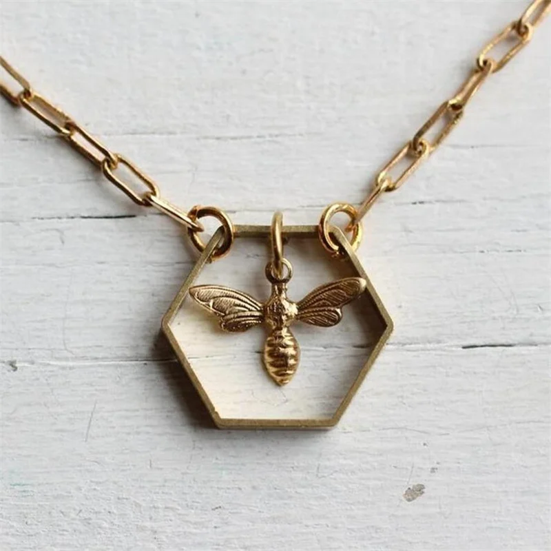 

Geometric Hexagon Gold Color Bee Animals Pendant Necklaces for Women Insect Chain Necklace Female Party Statement Jewelry Bijoux
