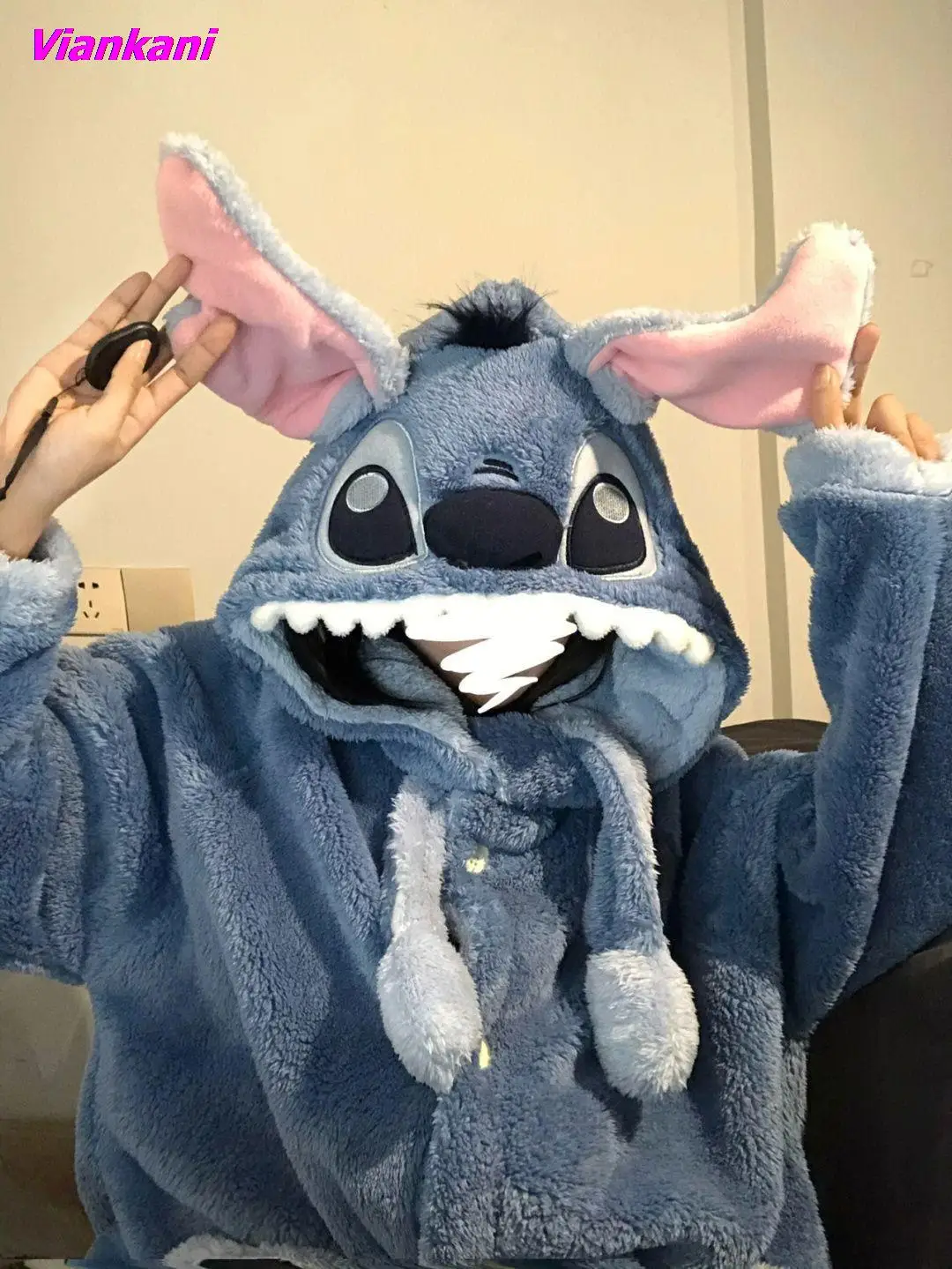 Cute Home Clothes Women Men Pajamas Plush Soft Nightgown Robes Y2k Thick Pajamas Fashion Long Coat Cartoon Flannel Bathrobe