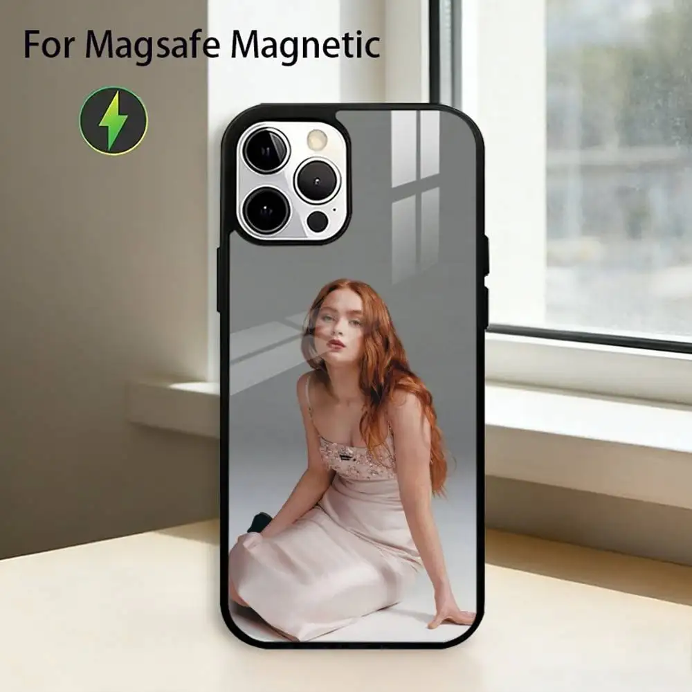 Фото Чехол для телефона Beauty Actress Sadie Sink для iPhone 17, 16, 15, 14, 13, 12, 11 Plus, Pro с поддержкой магнитной беспроводной зарядки №4