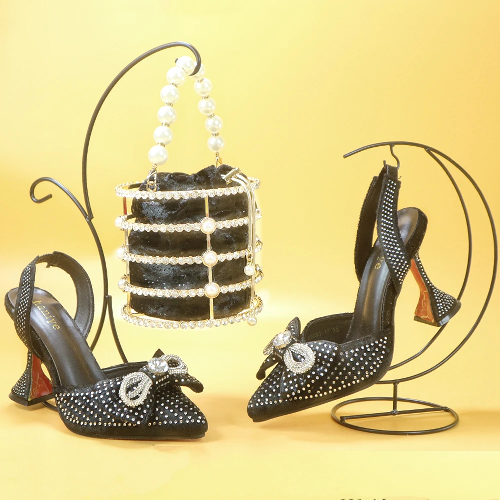 Женские сандалии с ремешком на пятке туфли заостренным носком и жемчужным