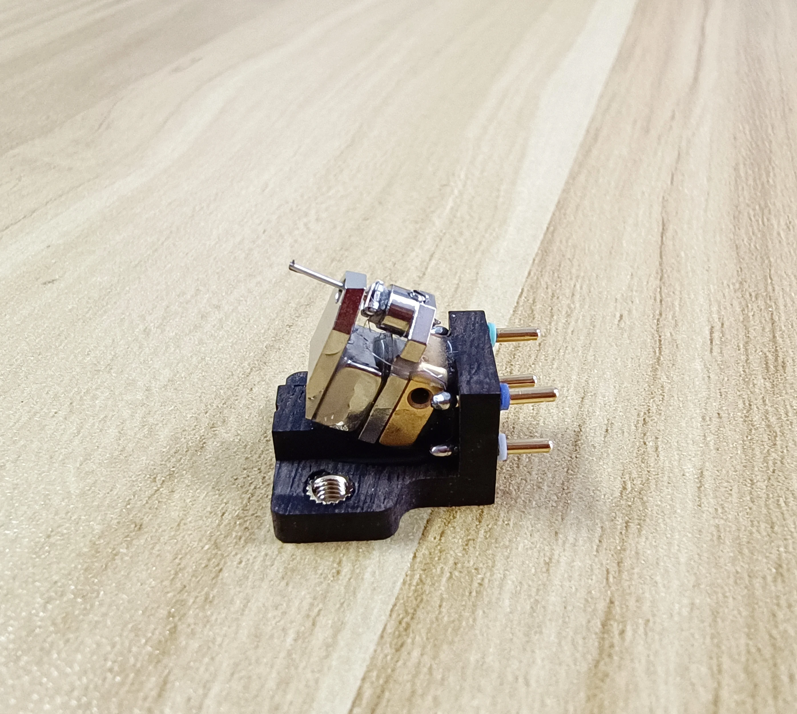 (A18) картридж MC катушка из чистого серебра низкий выход динамическая черного клея