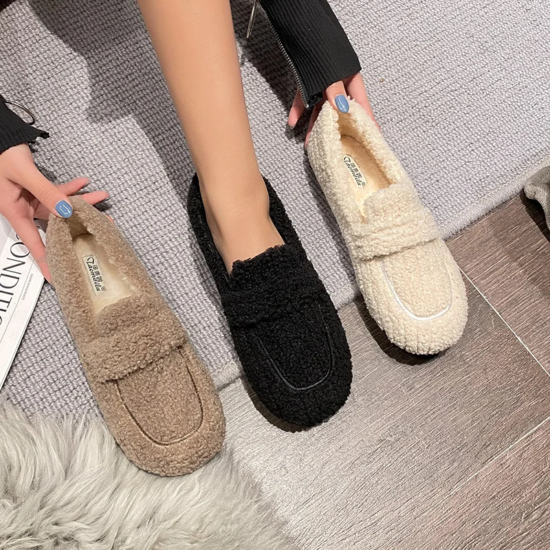 Winter 2022 new cashmere lamb flat single shoes for women Korean fashion design warm large size 41-43 bean shoes tenis de mujer