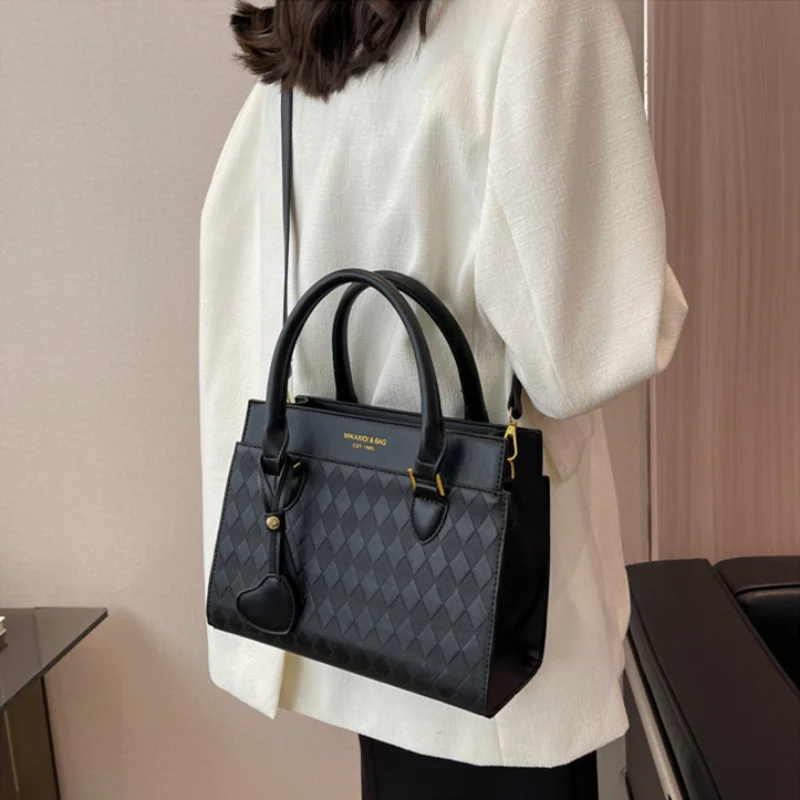 Women's Retro Fashion Handheld Crossbody Bags for Women Handle Luxury One Shoulder Small Underarm Bolsa Feminina Handbag Mochila
