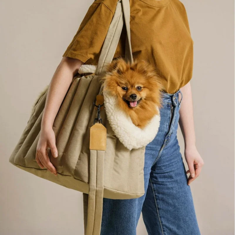Factory Direct cotton pet bag ultra light waterproof pet handbag dog winter warm portable out bag
