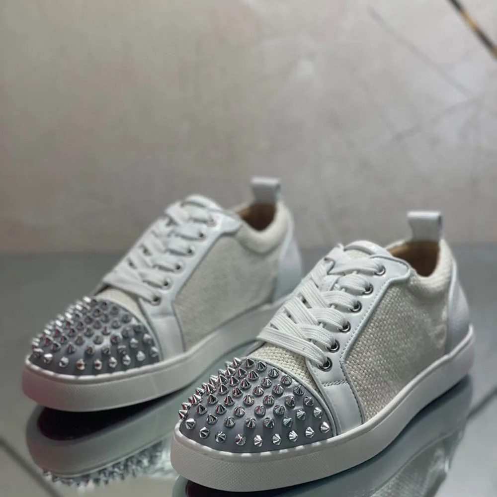 

Роскошные кроссовки из натуральной кожи с низким верхом и красной подошвой