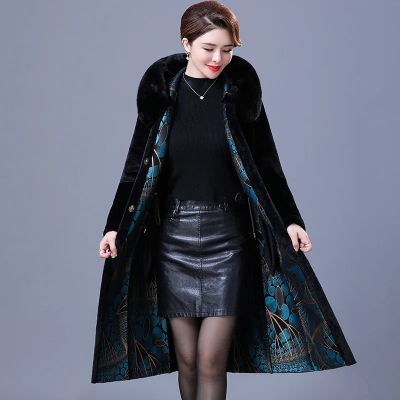 2022 Wear on Both Sides Winter Faux Fur Coat Women Hooded Thickne Middle-aged Women X-Long Faux Fur Jackets New Casual Outwear