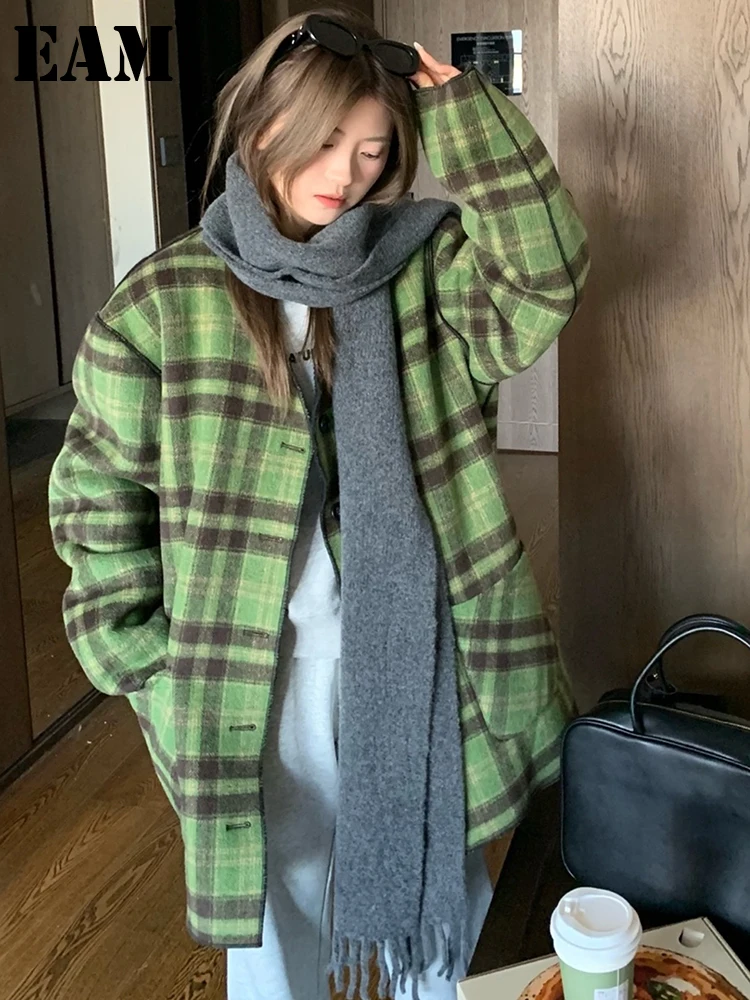 

[EAM] зеленая клетчатая овечья шерсть Двусторонняя одежда большой размер шерстяное пальто Новая женская куртка с v-образным вырезом Мода Осень Зима 2023 1DH2398