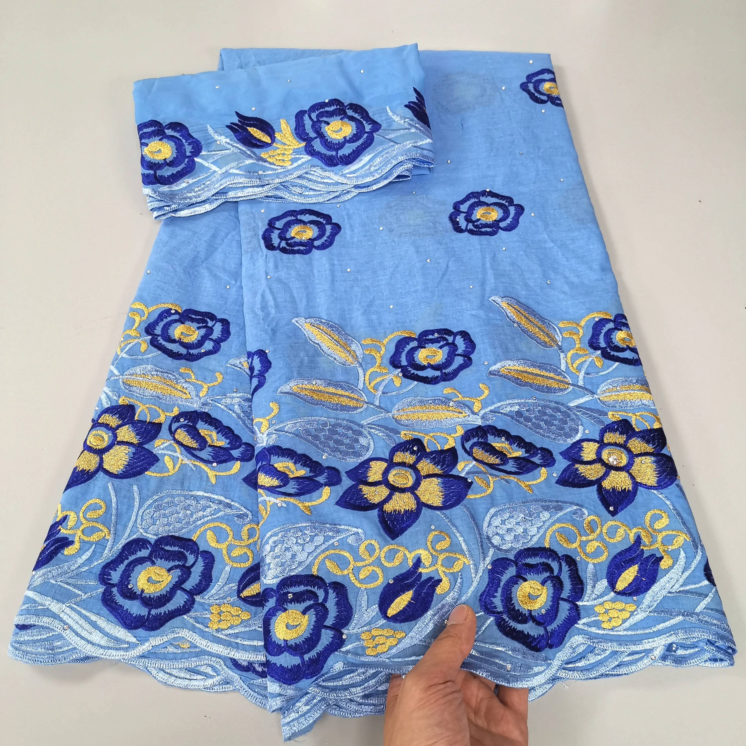 Рисунок 5 - Швейцарская кружевная вышитая швейцарская вуаль