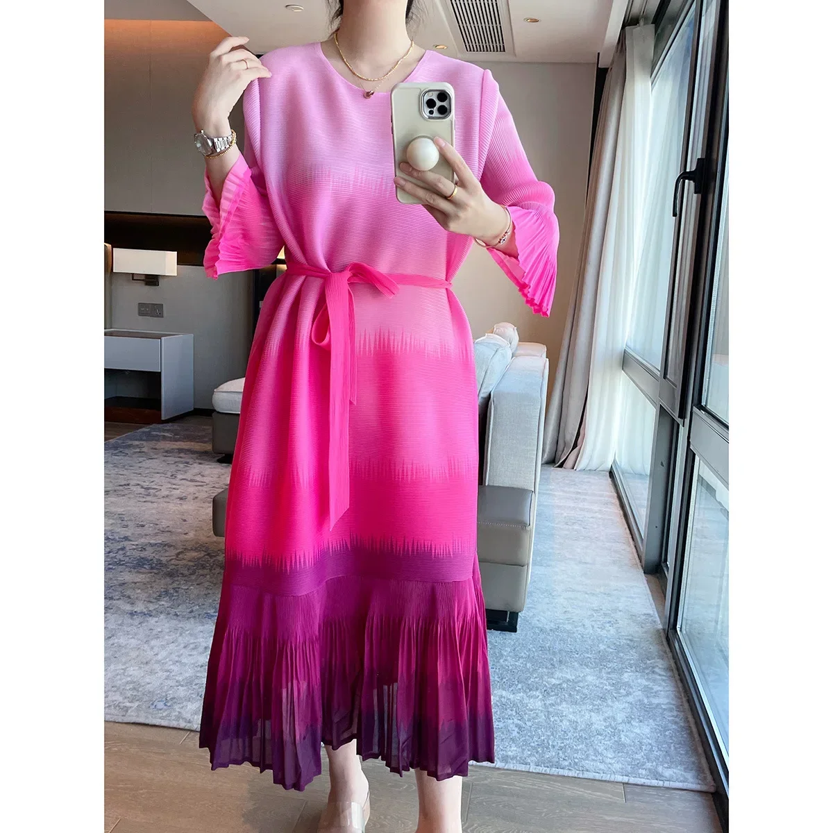 Плиссированное Платье свободное дизайнерское расклешенное платье с коротким