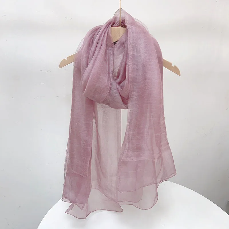 Шелковый женский шарф