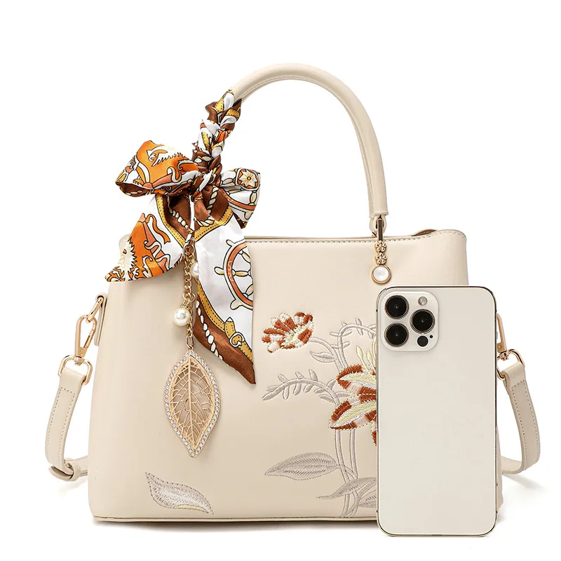 Новая легкая роскошная сумка большой вместимости в китайском стиле с вышивкой