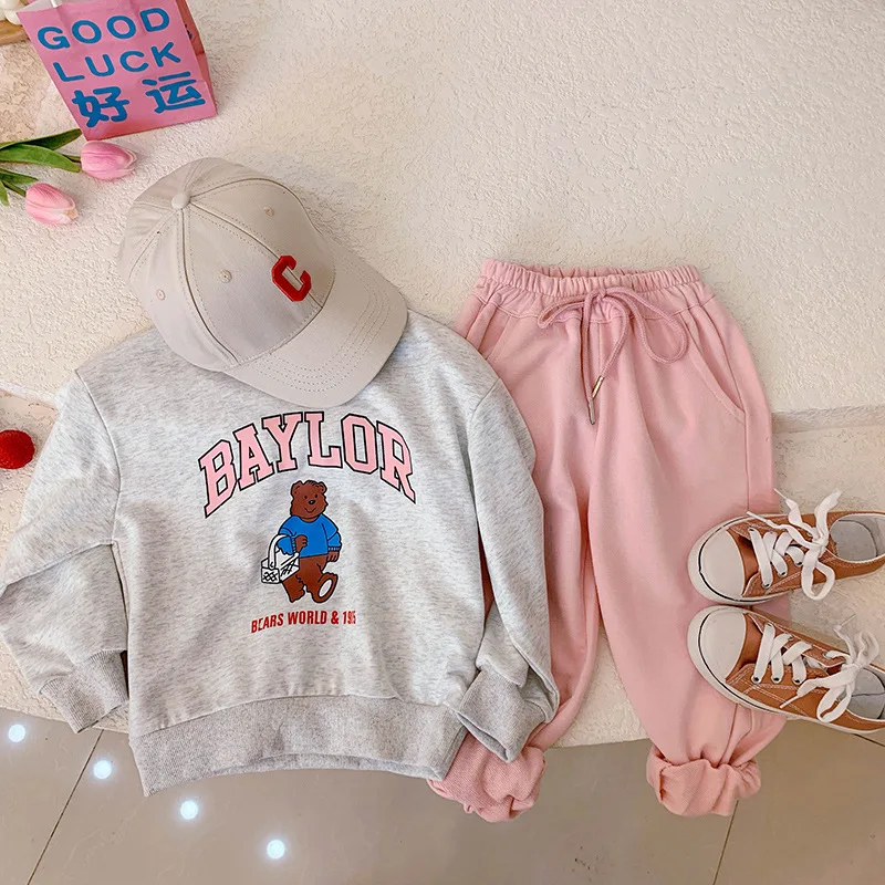 

Модные комплекты одежды для девочек 2022 года, Детские хлопковые наряды в Корейском стиле, детские толстовки и штаны, комплект из 2 предметов, ...