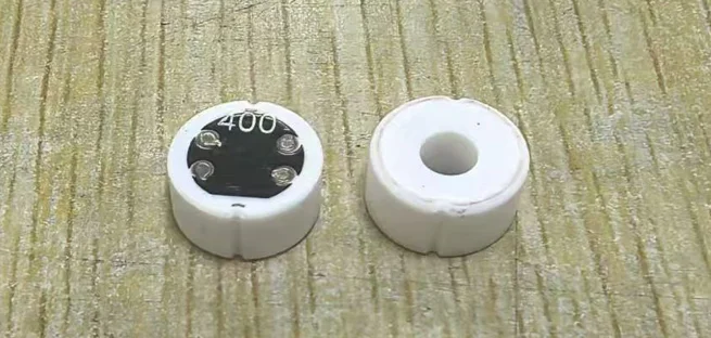 

5-400 бар, диаметр 13,5 мм, высота 3,5/6,35 мм, керамический датчик давления