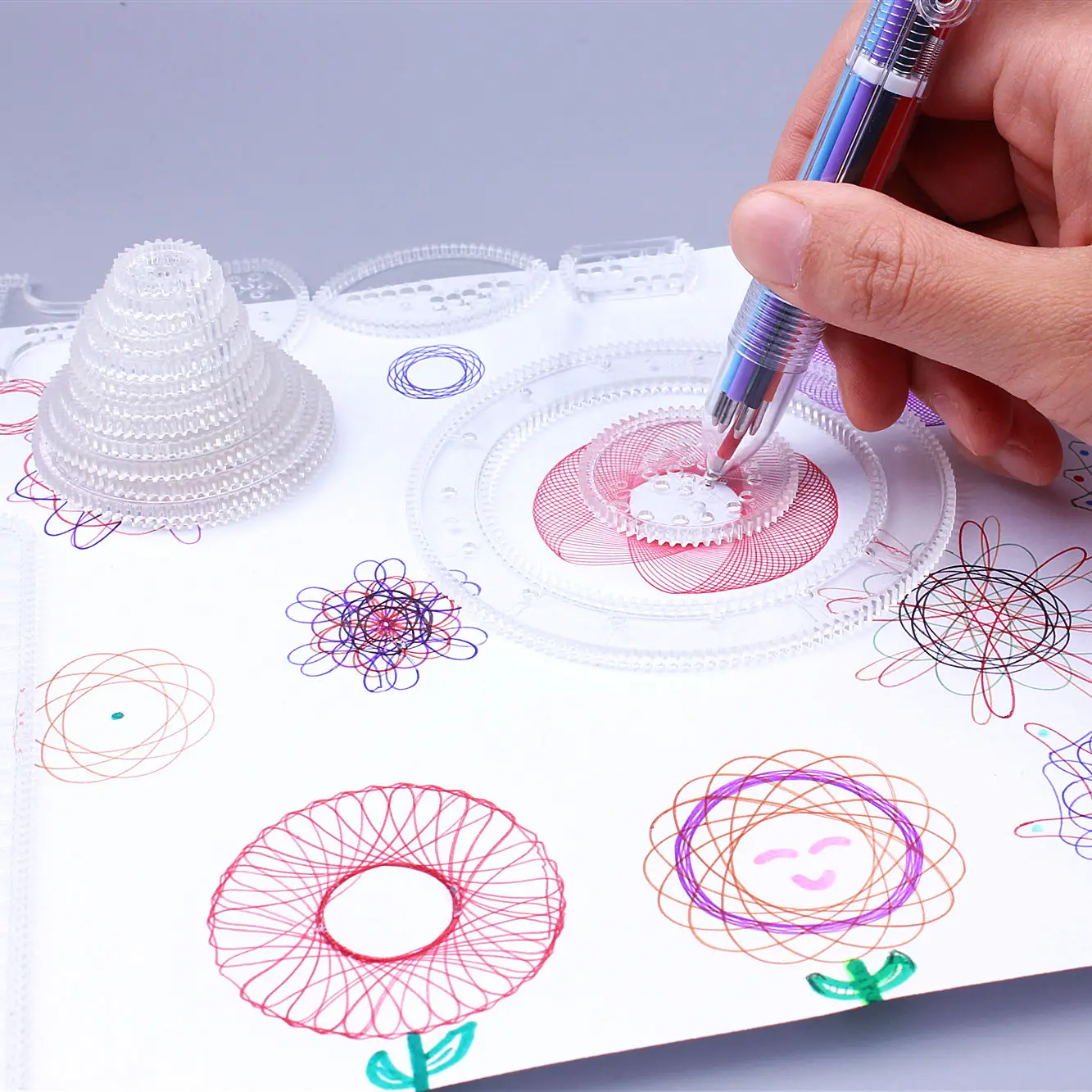 

22 Pcs/Set Spirograph Painting Ruler With 6 Colors Ballpoint Pen Interlocking Gears Wheels Creative Drawing Toy Set For Kid Gift