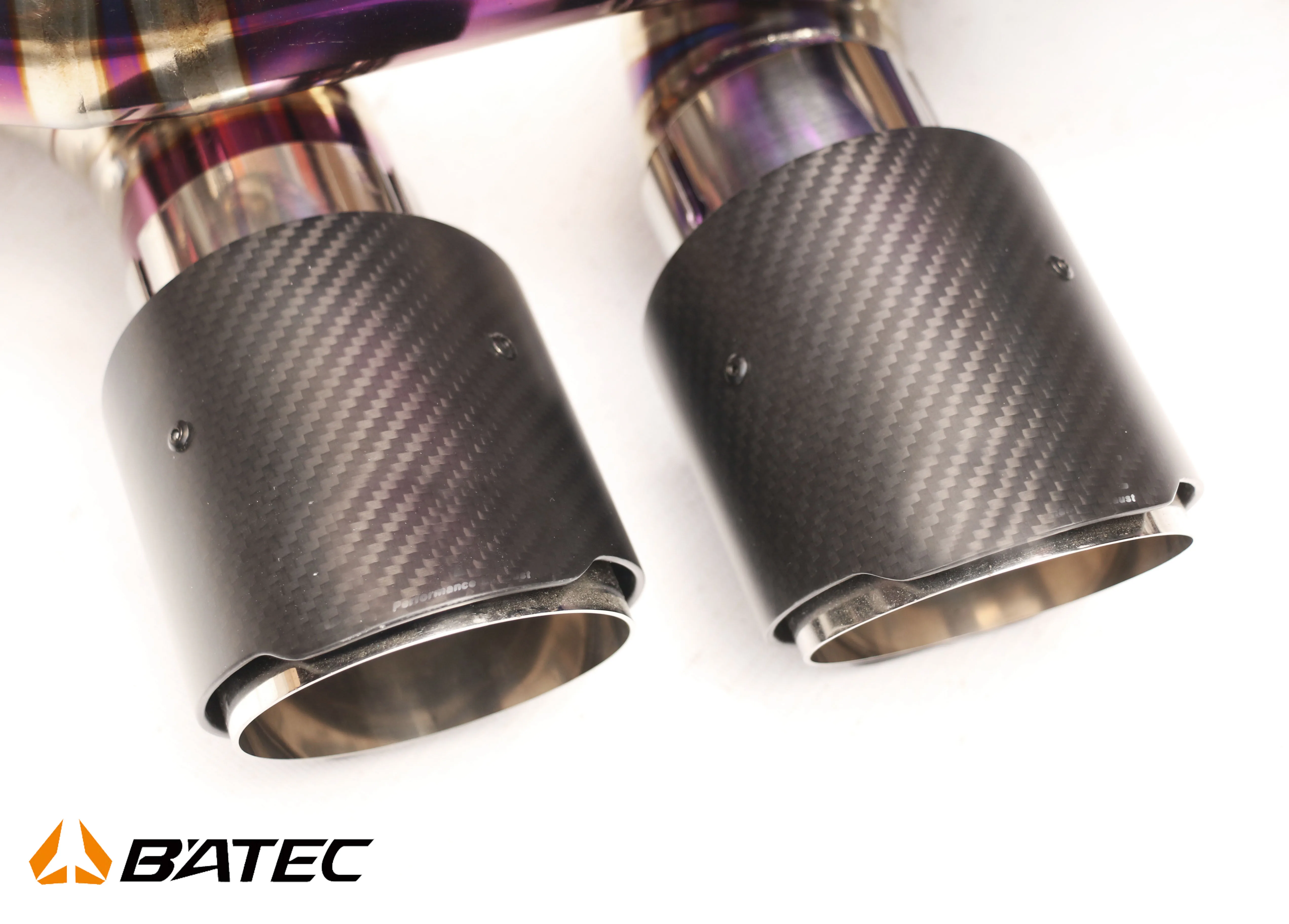 Рисунок 3 - Высокомощные выхлопные трубы двигателя