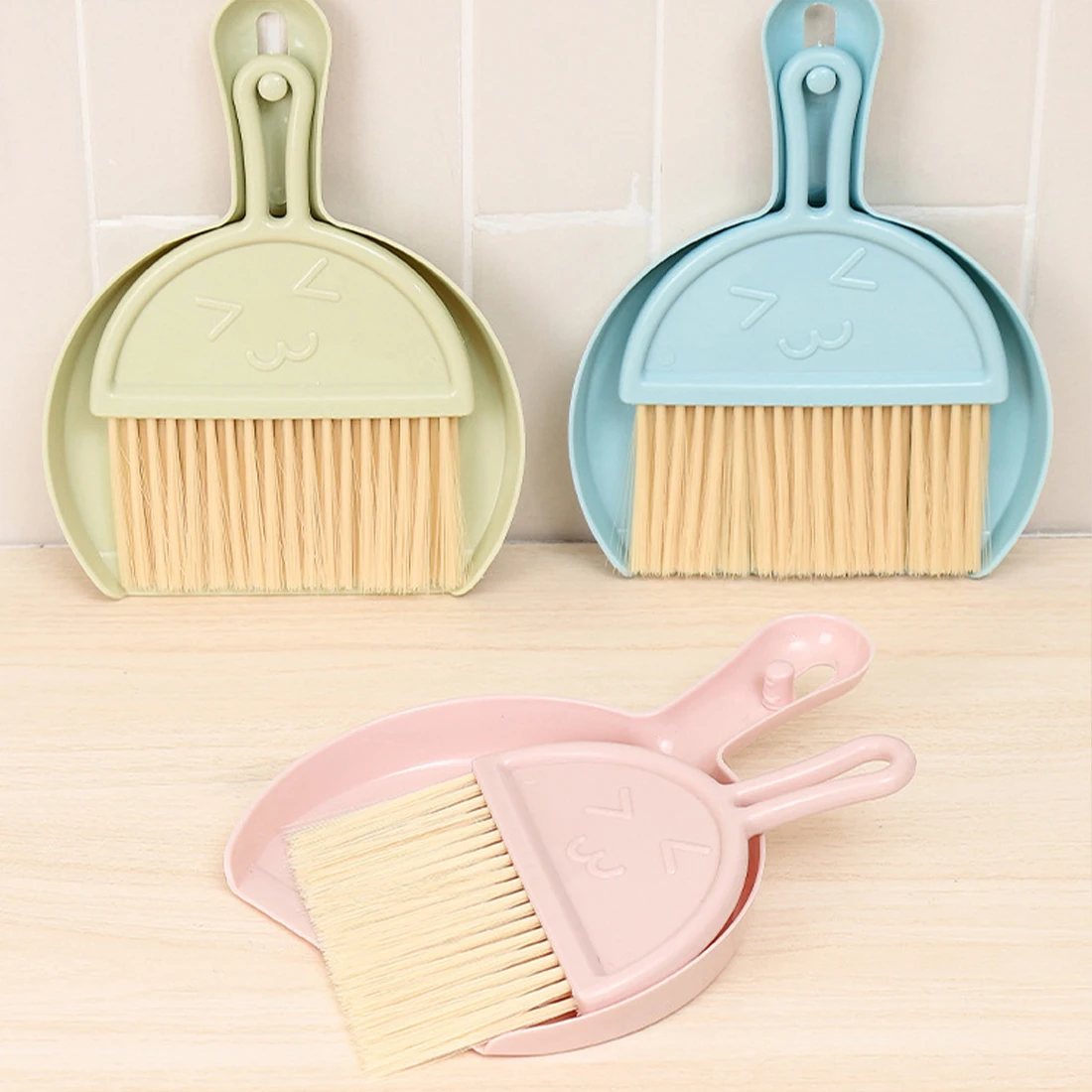 

Home Desktop Mini Broom Keyboard Cleaning Brush With Dustpan Small Broom Set Computer Debris Brush Accessory