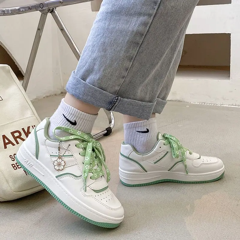 2023 Spring New Women's Shoes Versatile Sports Thick Sole Shoes Female Student Casual Shoes