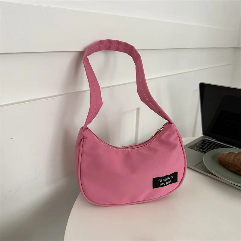 

Модные легкие маленькие сумки через плечо для женщин, нейлоновые кошельки и сумочка в Корейском стиле, новинка 2023, универсальная Изысканная сумка для подмышек