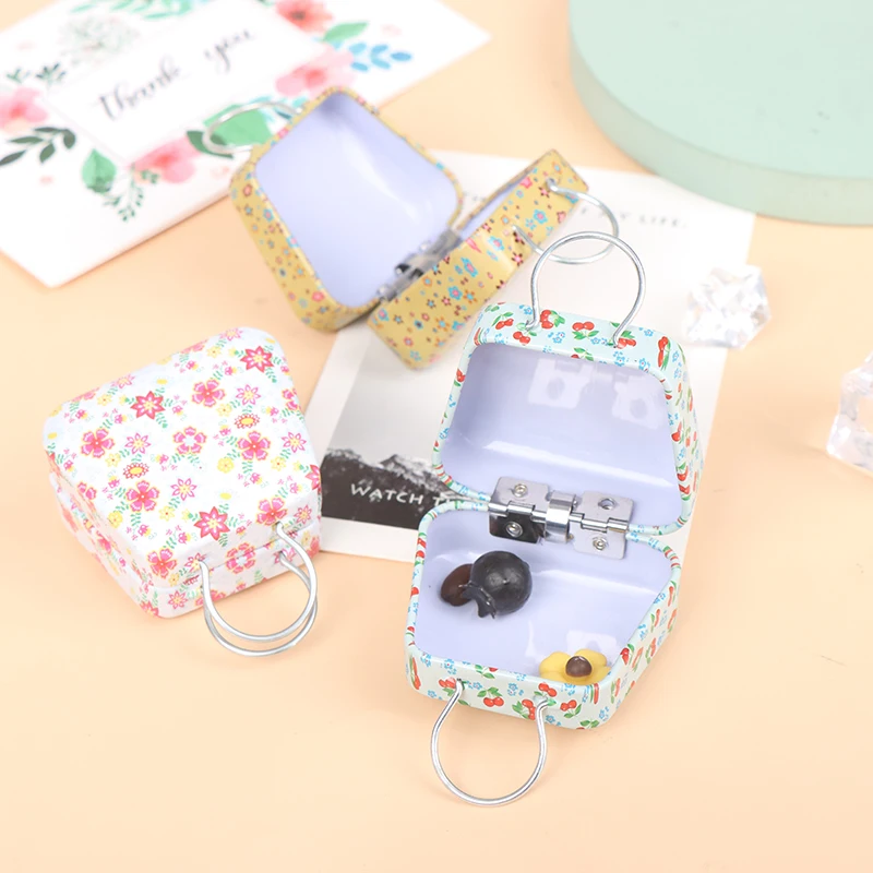 

Dollhouse Furniture Vintage Flower Mini Handbags Tin Box Candy Storage Box Wedding Favor Boxes Coin Case For Doll House Decor