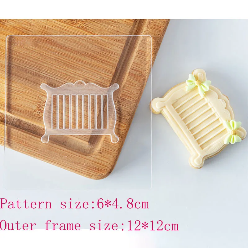 

Cake Baking Tools First Birthday Party Cartoon Crib Pressing Cookie First Birthday Gift Box Sugar Flipping Cookie Cutting
