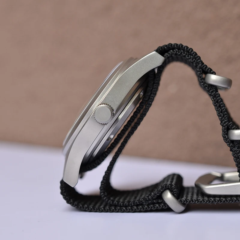 Мужские кварцевые часы Baltany Retro 2025 36 мм