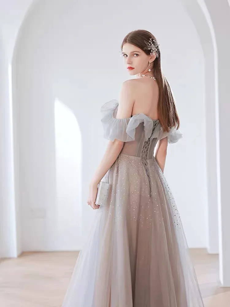 Роскошное серое Серебряное платье знаменитости с открытыми плечами блестящие