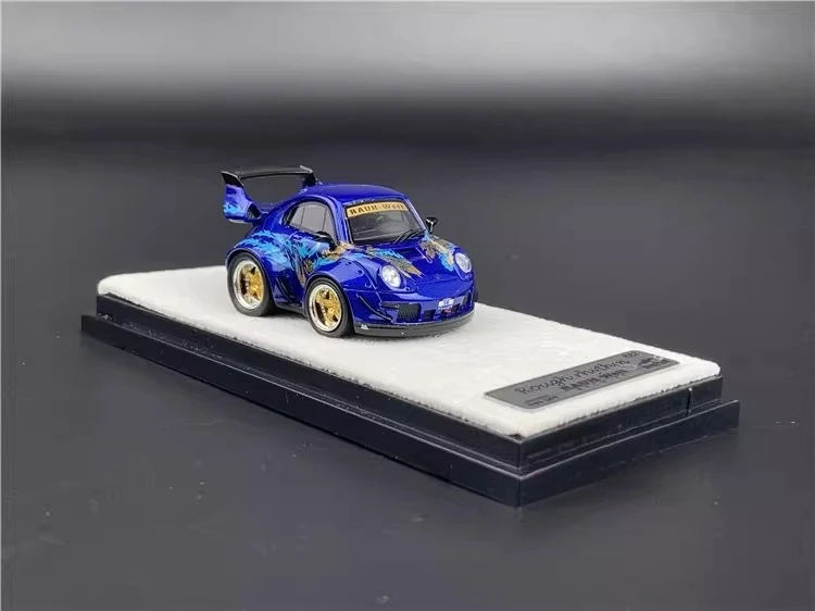 Фото Масштабная модель 1:64, лимитированная серия RWB Egg Car Q-Version, окраска в стиле Dragon Fish, предмет декора для взрослых, игрушка для мальчиков, подарок на день рождения для детей №4