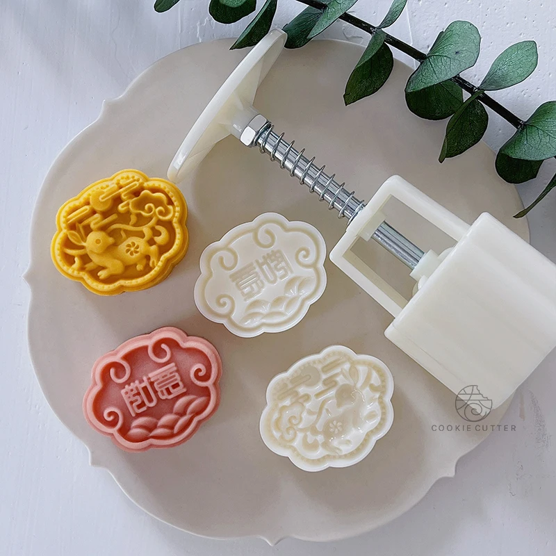

2Pcs/Set 50g Ruyi Lock Mid-Autumn Festival Mooncake Mould 3D Hand Pressure Bunny Uspicious Pastry Dessert Baking Mold Blessing