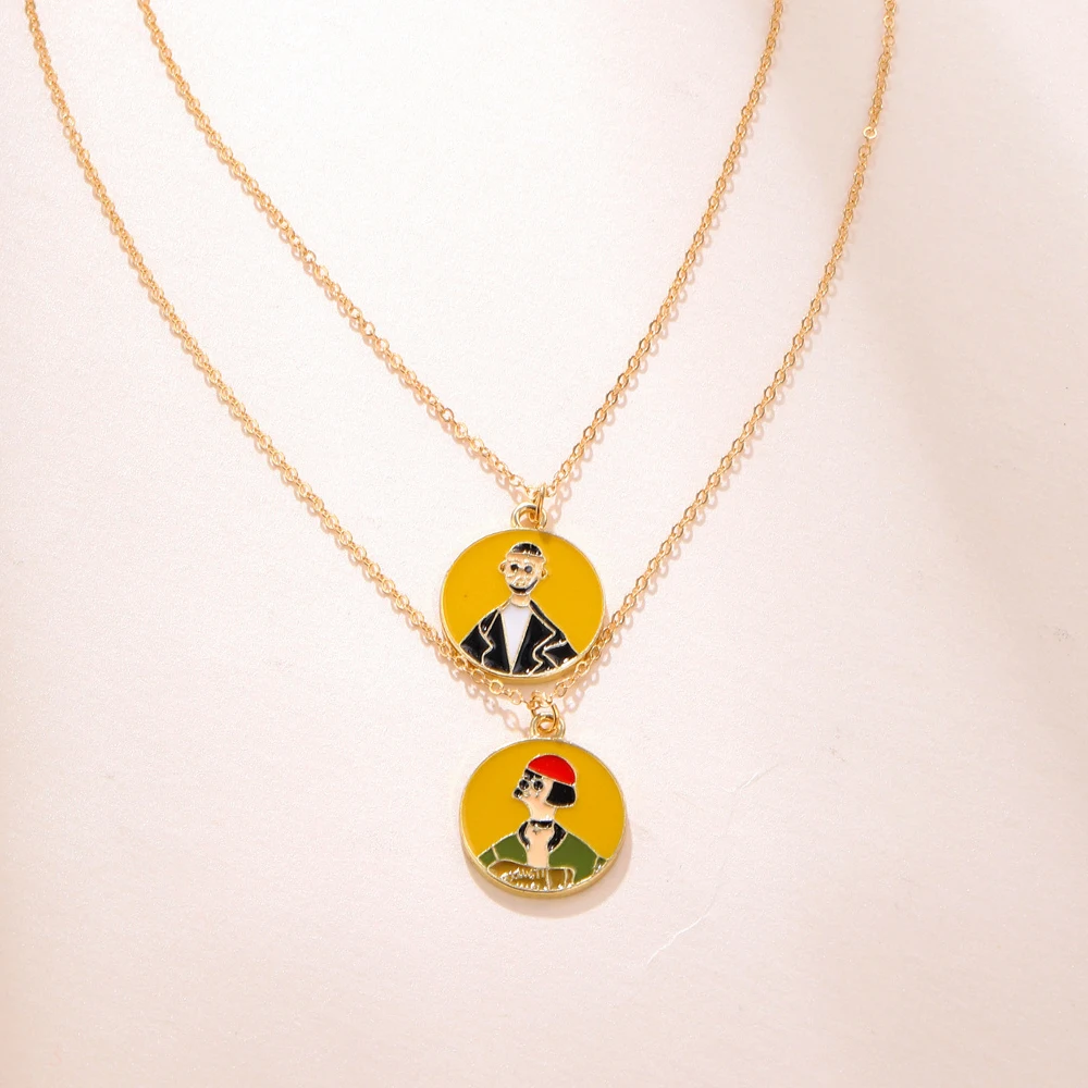 

Fashion Oil Drip Round Portrait for Women Necklace Women with The Same Paragraph Couples Anniversary Party Gift Jewelry