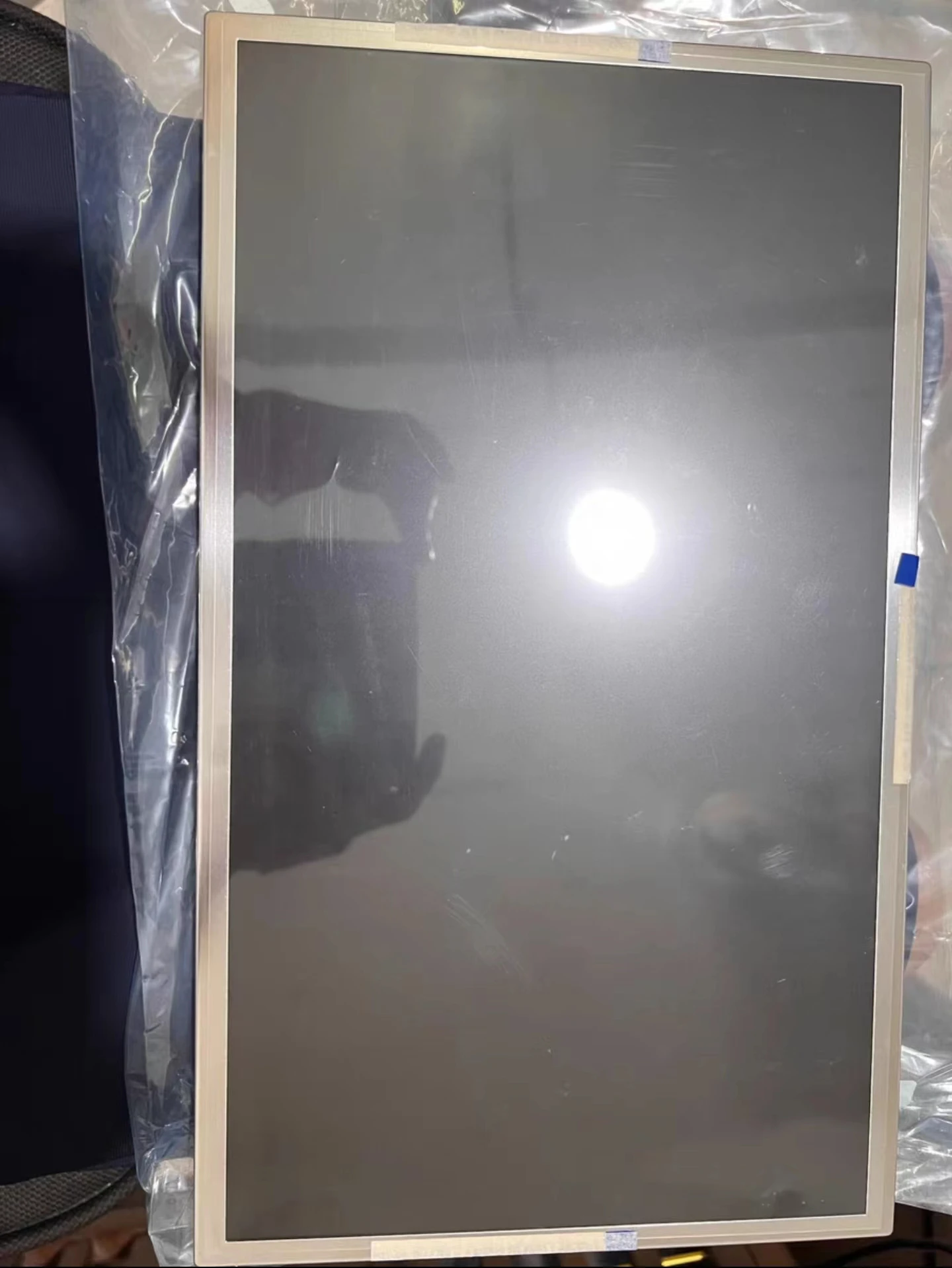 

Оригинальный ЖК-экран 15,6 дюйма NL192108BC18-06F подходит для ремонта и замены ЖК-экрана Бесплатная доставка