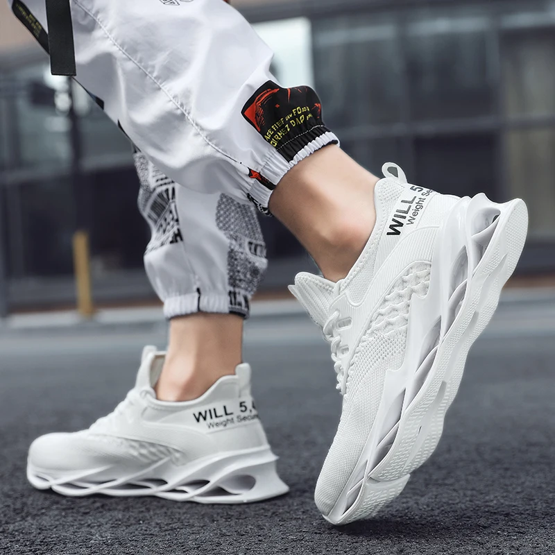 New Popular Lightweight Men's Professional Running SWhoes Comfortable Breathable Mesh Sports Shoes Fashion Men's Casual Shoes